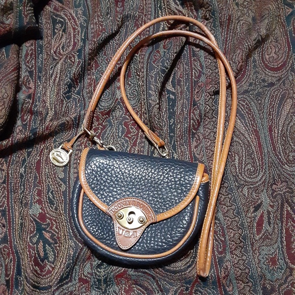 Dooney & Bourke Handbags - Dooney & Bourke All Weather Leather Vintage R74 Cavalry Body Bag